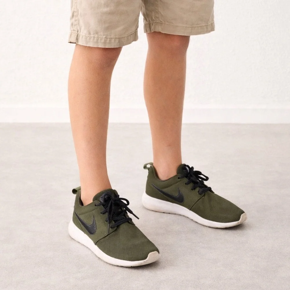 Nike Forest Green Athletic Shoes
